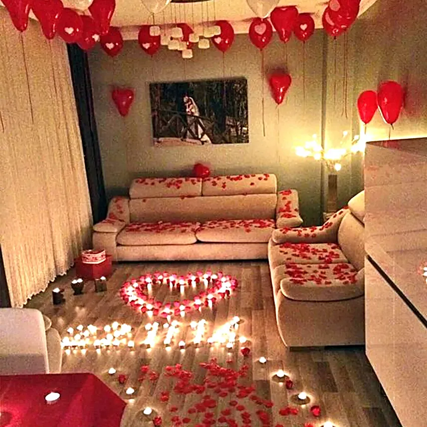 Romantic Decor Of Balloons and Candles