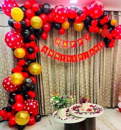 Anniversary Balloon Arch