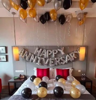 Simple Anniversary Decor