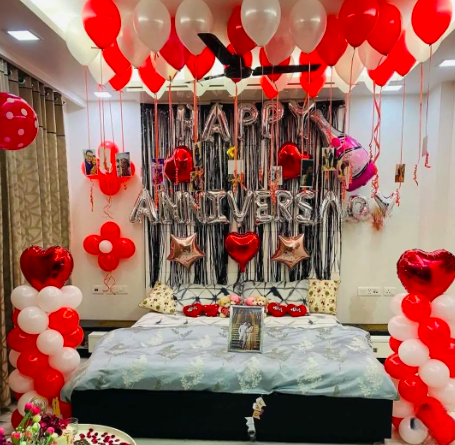 Romantic Anniversary Decor