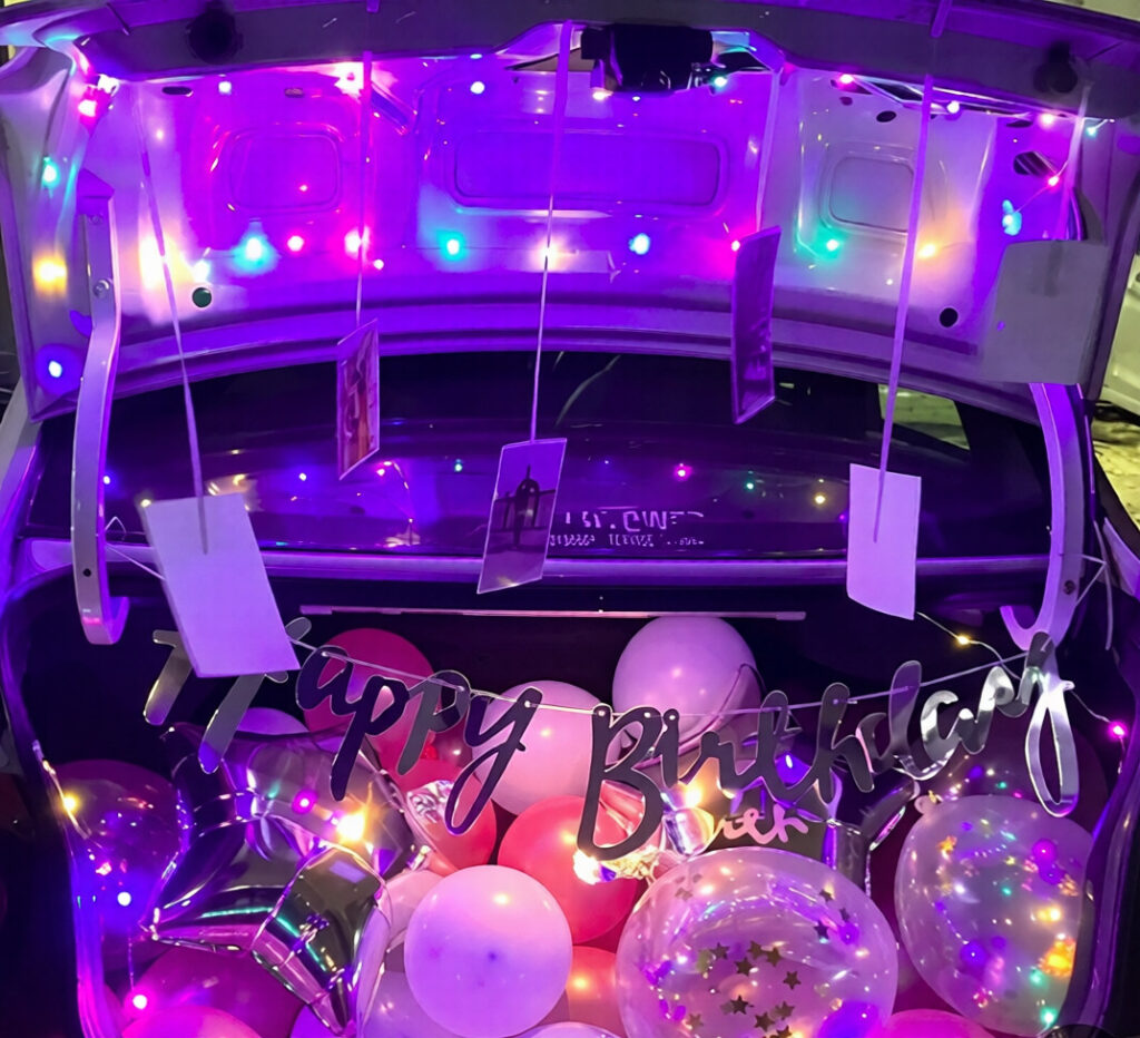 Simple Car Decoration