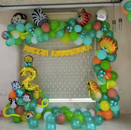 Jungle Theme Balloon Decoration