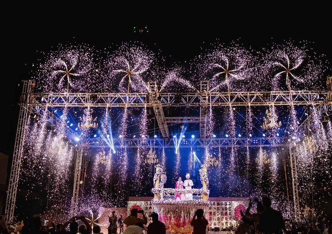 Sparkular Spinner Stage Setup