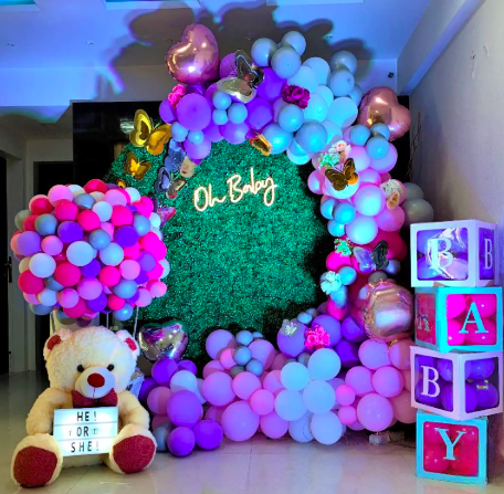 Baby Shower Neon Theme