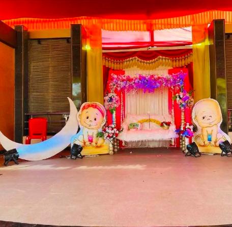 Mom To Be Swing Decor